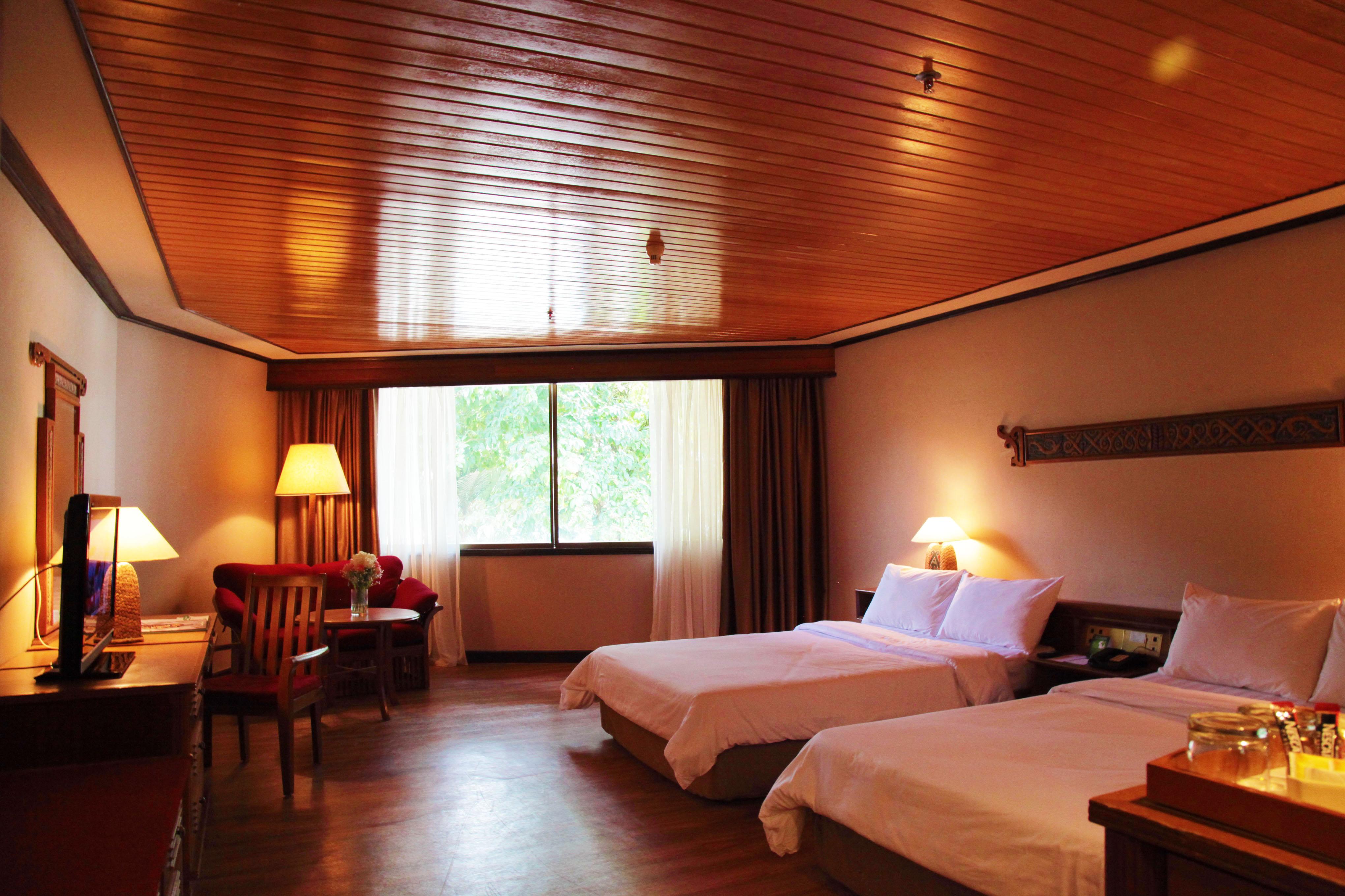 Damai Beach Resort Kuching Esterno foto