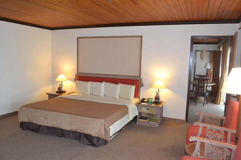 Damai Beach Resort Kuching Esterno foto