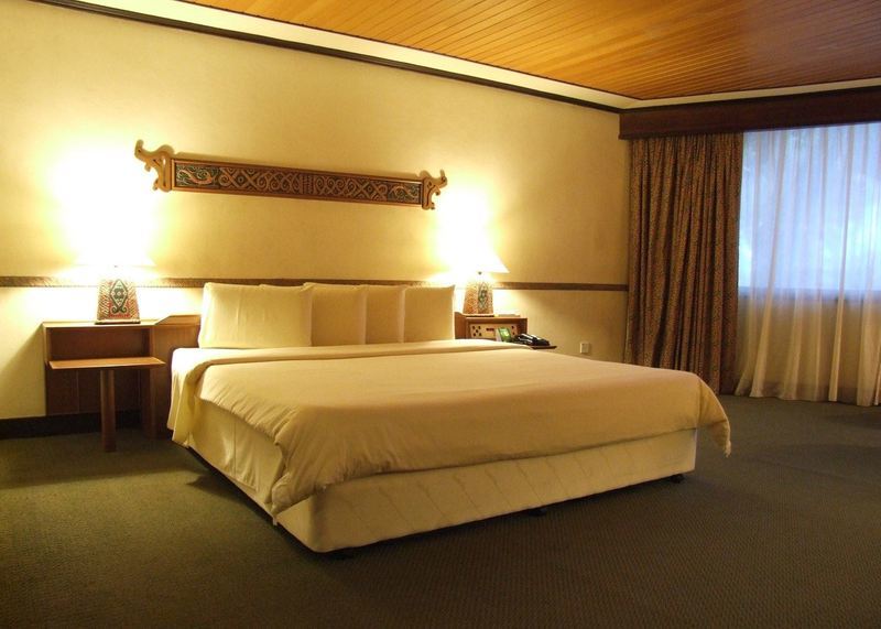 Damai Beach Resort Kuching Esterno foto